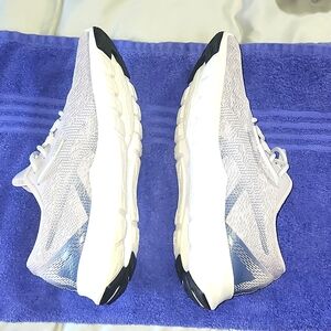 Asics Womans Running Shoes Size 9.5